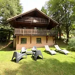 Le Grizzly En Bois Avec Jacuzzi La Bresse