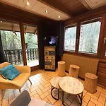 Le Grizzly En Bois Avec Jacuzzi * La Bresse