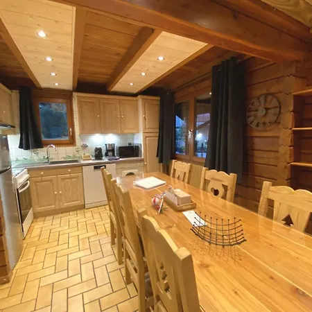 Chalet Le Grizzly En Bois Avec Jacuzzi La Bresse