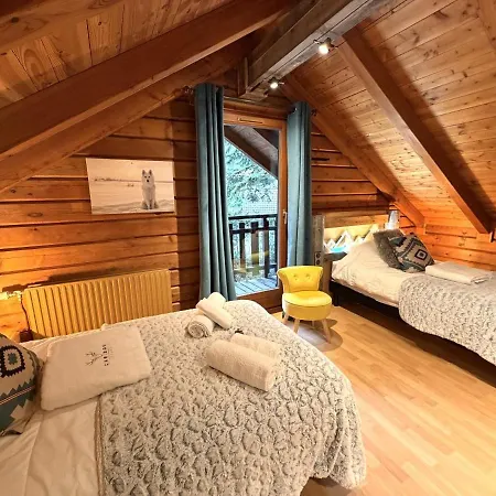 Le Grizzly En Bois Avec Jacuzzi Alpstuga