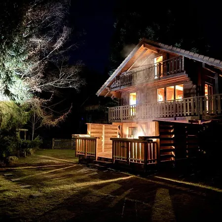 Horská chata Le Grizzly En Bois Avec Jacuzzi *