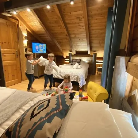 Le Grizzly En Bois Avec Jacuzzi Alpstuga La Bresse