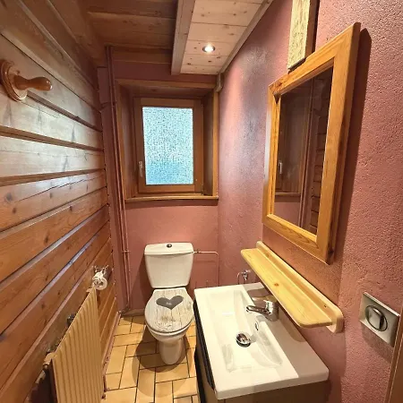 Le Grizzly En Bois Avec Jacuzzi Alpstuga *