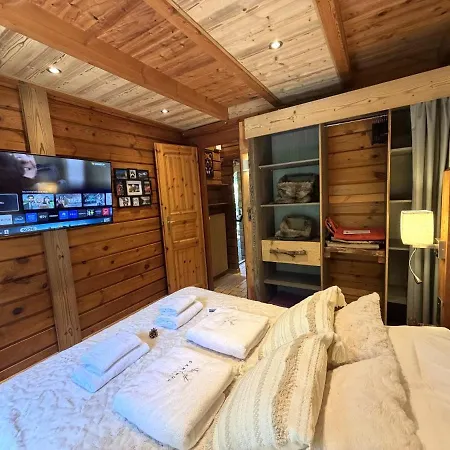 Le Grizzly En Bois Avec Jacuzzi Horská chata