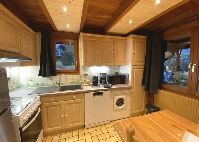 Le Grizzly En Bois Avec Jacuzzi La Bresse